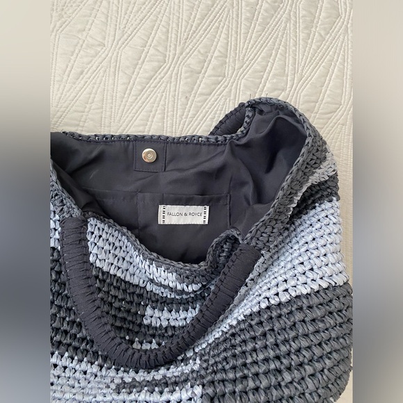 FALLON & ROYCE!! Woven Straw tote!! - Picture 7 of 11